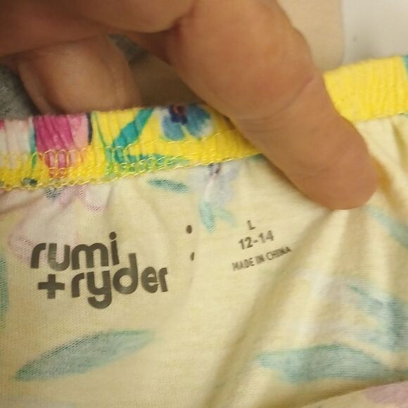 Rumi+Ryder Size L 12-14 Girls Cold Shoulder Yellow Floral Top - Picture 6 of 8